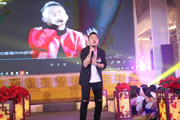 一言酒鼎股权模式暨新品发布会隆重举行