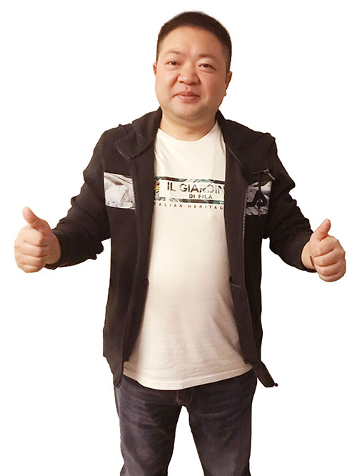 李东亮
