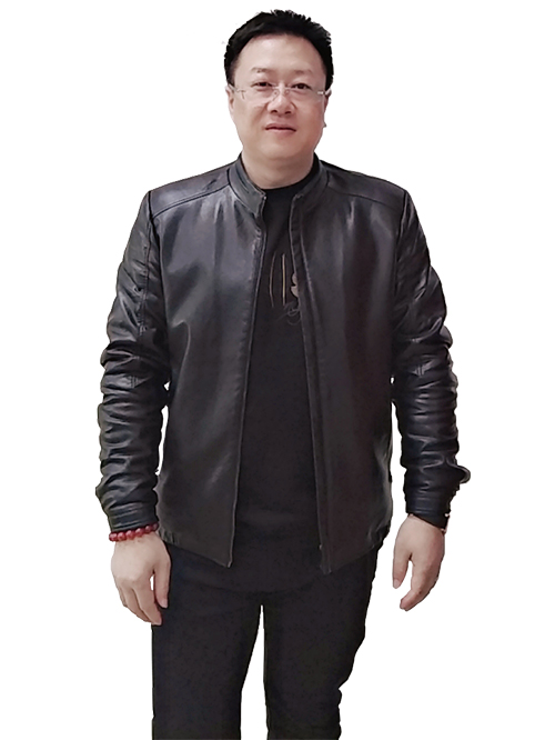 李鑫