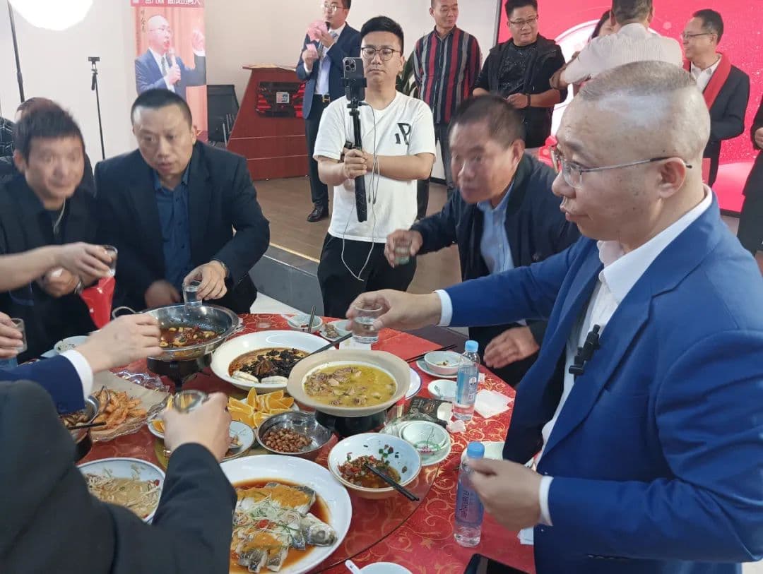 一言九鼎酱酒品牌春茗会圆满成功